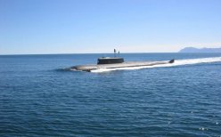 公司基于不同的考虑会采用不同的股利分配政策,采用剩余股利政策的公司更多地关注( )。