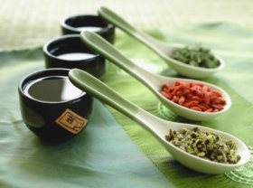 如果当前资本市场弱式有效，下列说法正确的是（           ）。