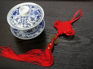 2016年7月甲上市公司收购乙公司100%的股权，本次重组构成重大资产重组，根据丁资产评估机构对本次重组出具的资产评估报告，乙公司2016年、2017年、2018年预计实现净利润分别为1亿元、1.5亿元、2亿元。2016年、2017年、2018年乙公司实际实现净利润分别为0.7亿元、1.3亿元、1.9亿元，不考虑事前无法获知且事后无法控制的原因及其他因素，下列说法正确的是（     ）。