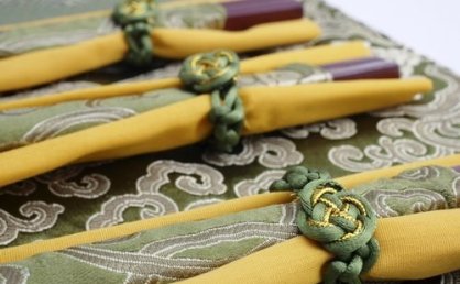 根据健康中国战略，推进健康中国建设主要遵循的原则不包括（   ）。