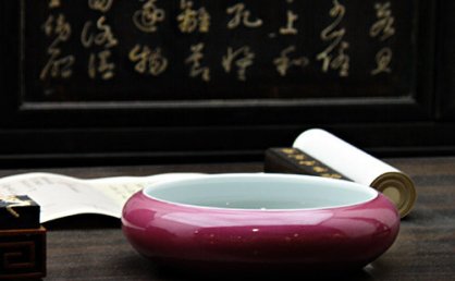 某上市公司因售出产品发生质量问题,销售单位对顾客的处理方案不妥当,引发舆论的负面评价,因此股价不正常下跌。为了扭转股价下跌的趋势,公司拟用未分配利润回购公司股份,关于该公司股份回购下列说法正确的有( )。